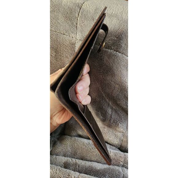 Louis Vuitton Damier Short Wallet EUC NO CHANGE COMPARTMENT. See pictures  Inclu - Picture 9 of 10